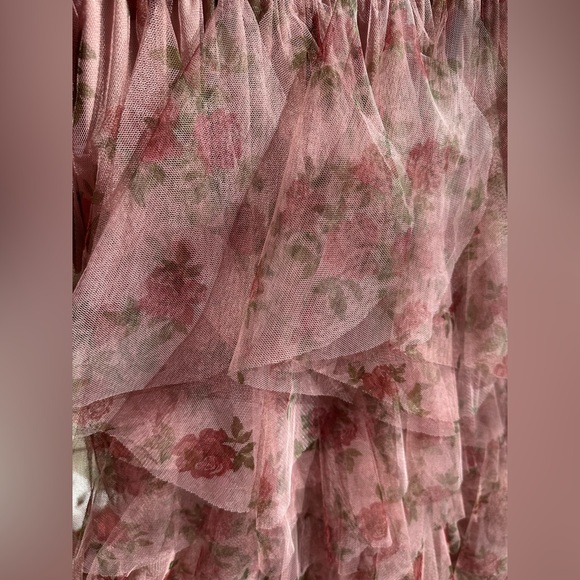 Amber Sky Romantic Coquette
Floral Tulle Midi Multi Layered Skirt Pink Sz Small - Picture 9 of 16